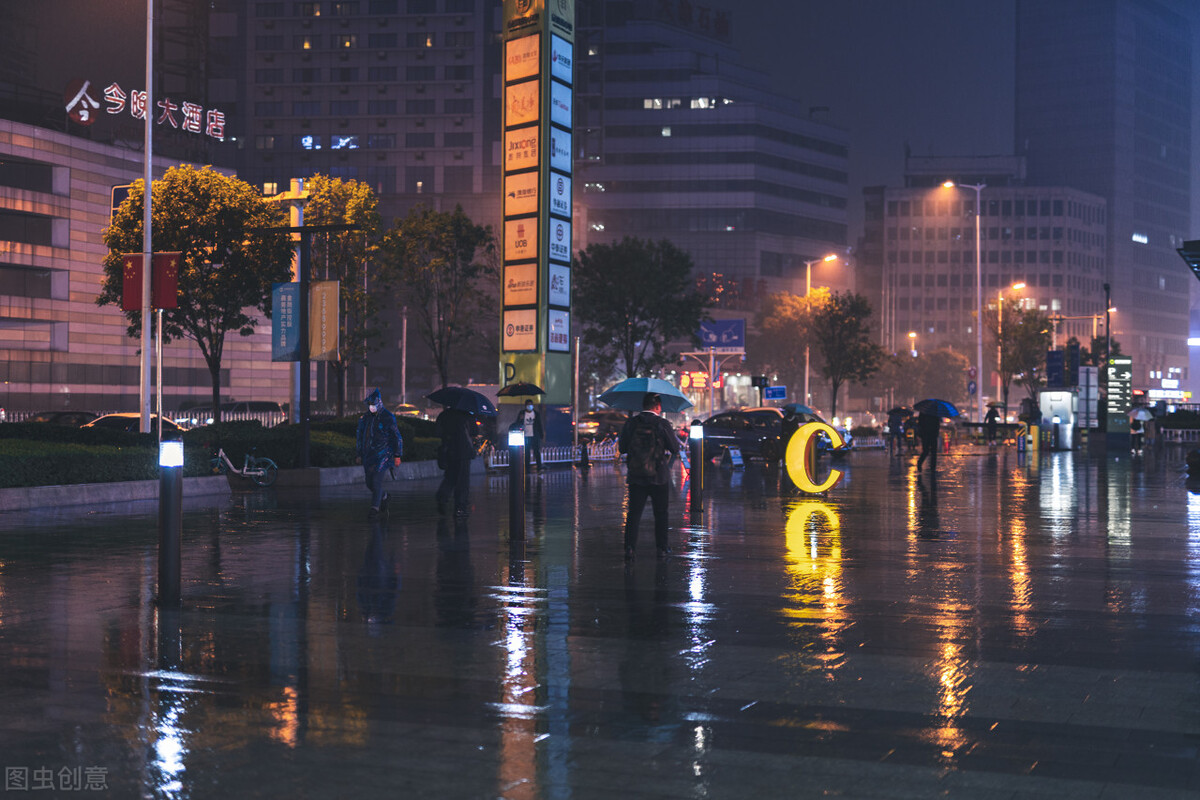 烤红薯摆摊20年收入,摆地摊卖烤红薯真实收入