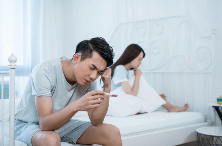 女生怀孕后多久会有反应,女性怀孕一般多久有反应