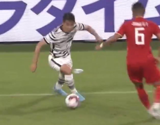 中国男足vs韩国男足朱辰杰,国足0比3韩国朱辰杰