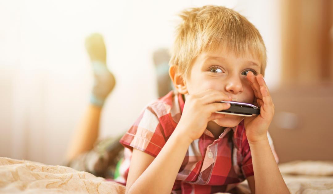 灰机、停果、的的……孩子4岁，说话不清、发音不准，问题严重吗