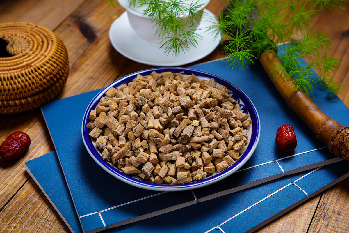 肠湿热吃二妙还是四妙,二妙三妙四妙散的区别