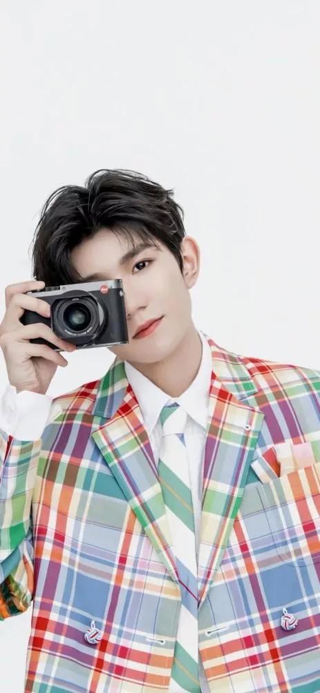 王源图片手机壁纸手控,王源壁纸女生专用高清