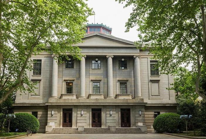 浅析18世纪巴西巴伊亚州的巴伊亚大学：创办与学术繁荣