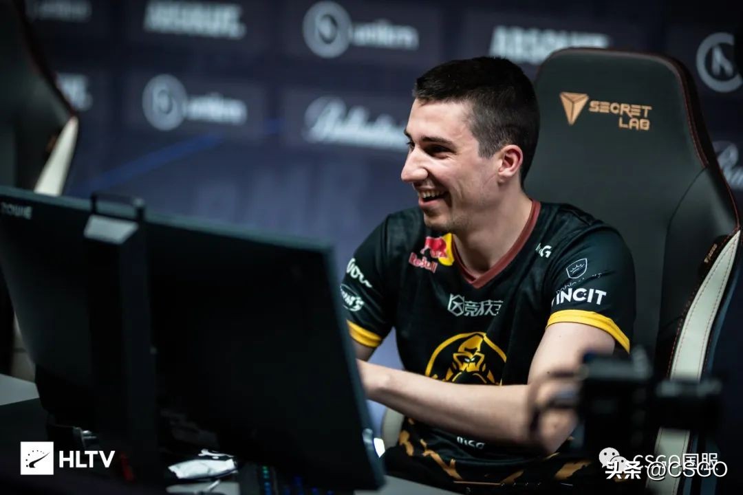 黑马9INE成五年首支进入Major的波兰战队！Heroic携手晋级传奇组