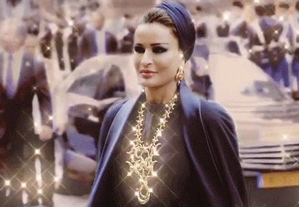 卡塔尔王太后配饰价格,卡塔尔王太后佩戴价值200万的胸针