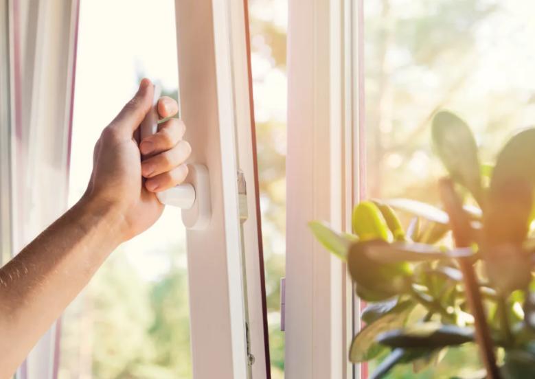 过敏性鼻炎一直鼻塞不通气怎么办,过敏性鼻炎鼻塞流鼻涕打喷嚏眼痒