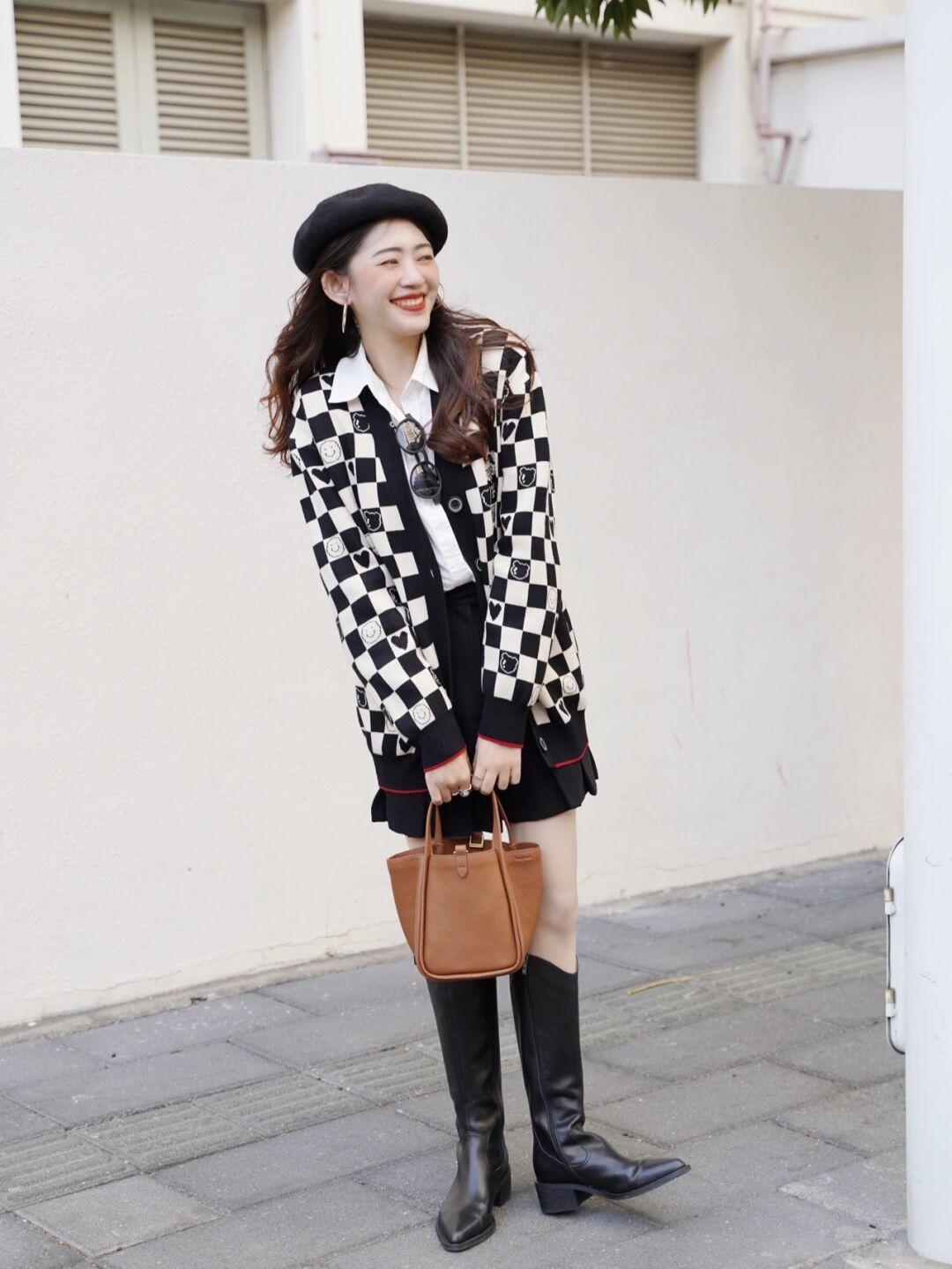 慵懒风中长款开衫毛衣如何搭配,长款毛衣宽松慵懒风开衫怎么搭配