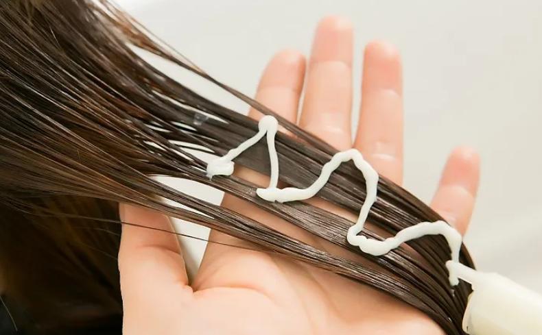 为什么头发越长越分叉,为什么头发一长就容易分叉