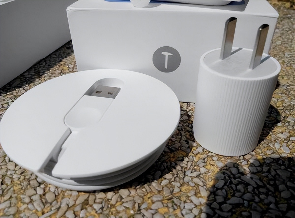 为什么喜欢老罗的东西,老罗锤子手机现在怎么样了