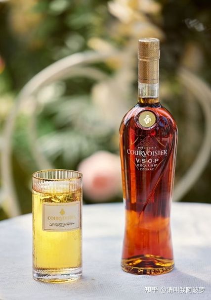 白兰地和威士忌哪种更有收藏价值 (威士忌和白兰地有何不同)