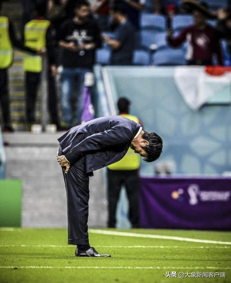 观天象丨“亚洲之光”日韩虽败犹荣中国球迷狂吃柠檬：为什么我们不行？