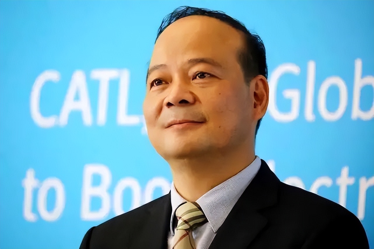 富人榜排名前500首富名单,2023胡润80后白手起家富豪榜