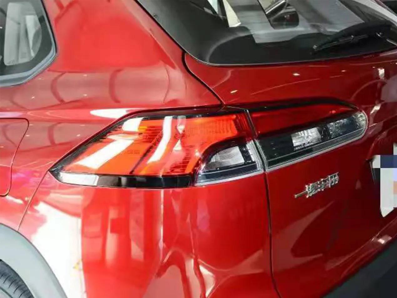 女性新手买什么小轿车,新手女生买个什么汽车合适