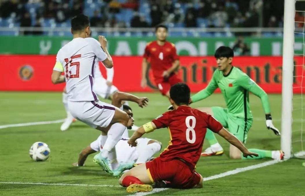 国足被暴打,国足被越南队吊打动画