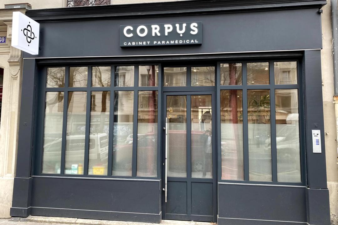 法国的国宝级老中医,中医药治老狗