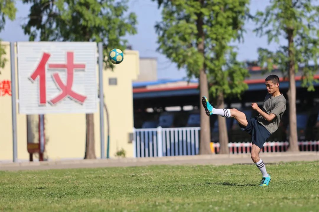 第71集团军：体验“五一”军营乐，别样的精彩！