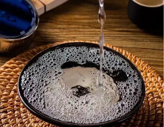 怎么挑纯粮食白酒批号,挑白酒技巧