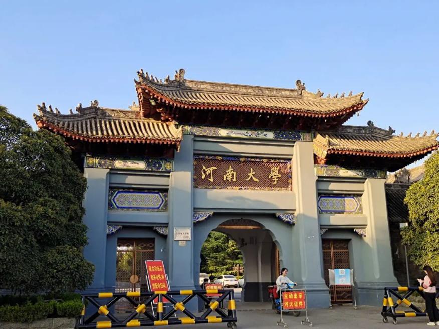 滕王阁为什么这么多年不倒,滕王阁历史多久了