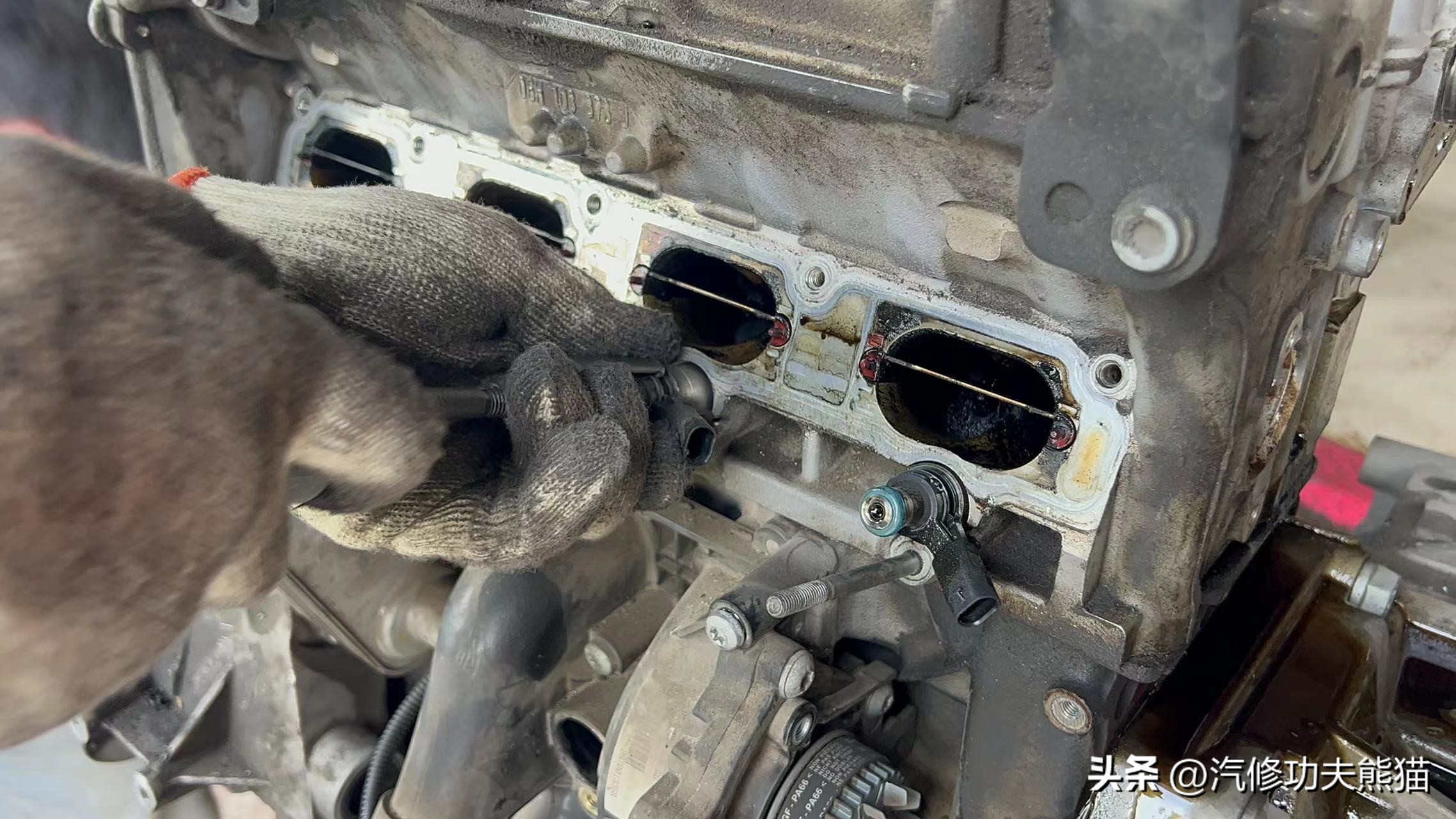 夏朗烧机油1500公里,进口大众夏朗1.8t不烧机油