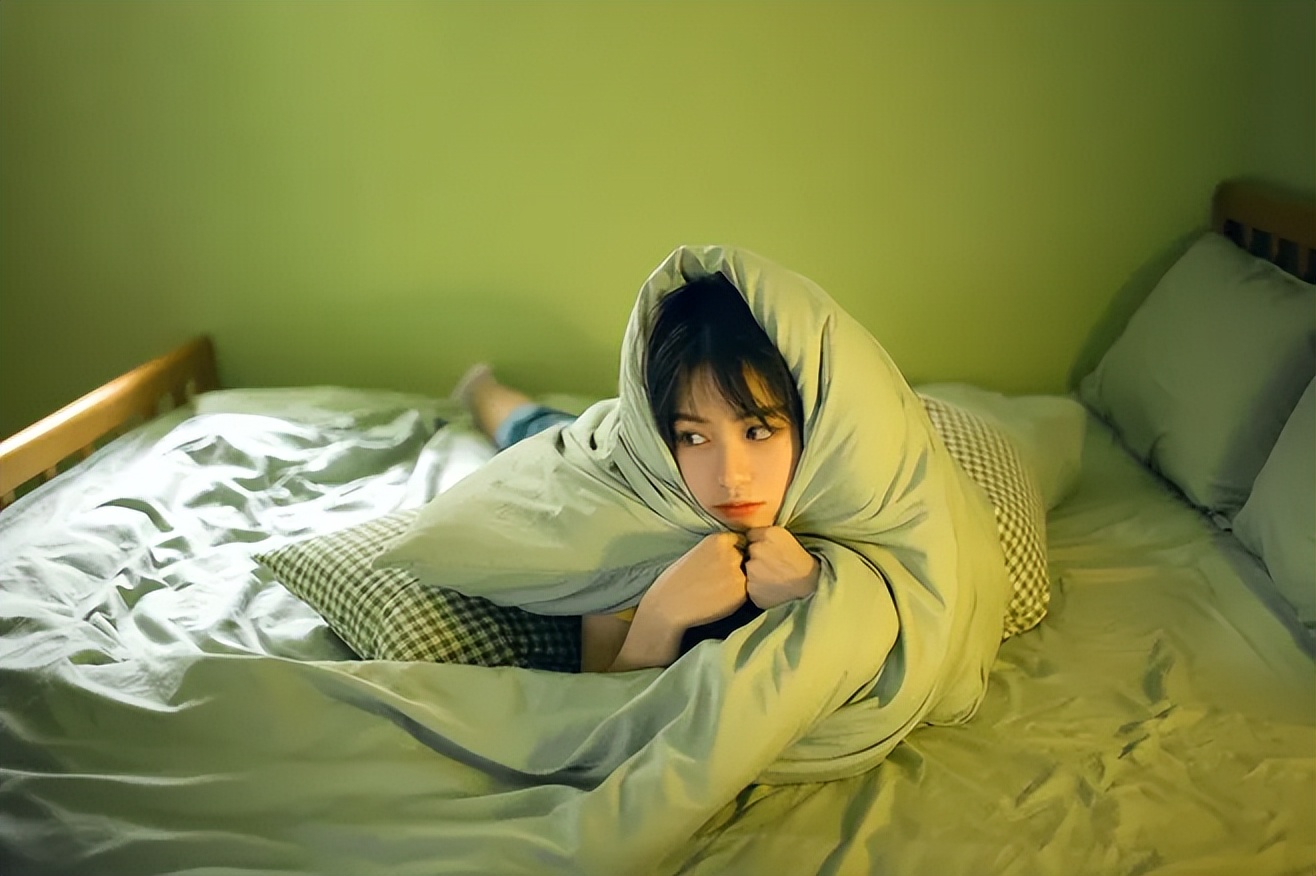 爸爸不同意的爱情怎样去面对,强势父亲喜欢否定打压