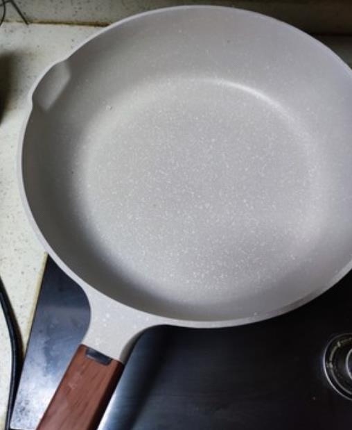 家用厨房多功能智能锅哪个最实用,想要厨房干净选对锅真的很重要