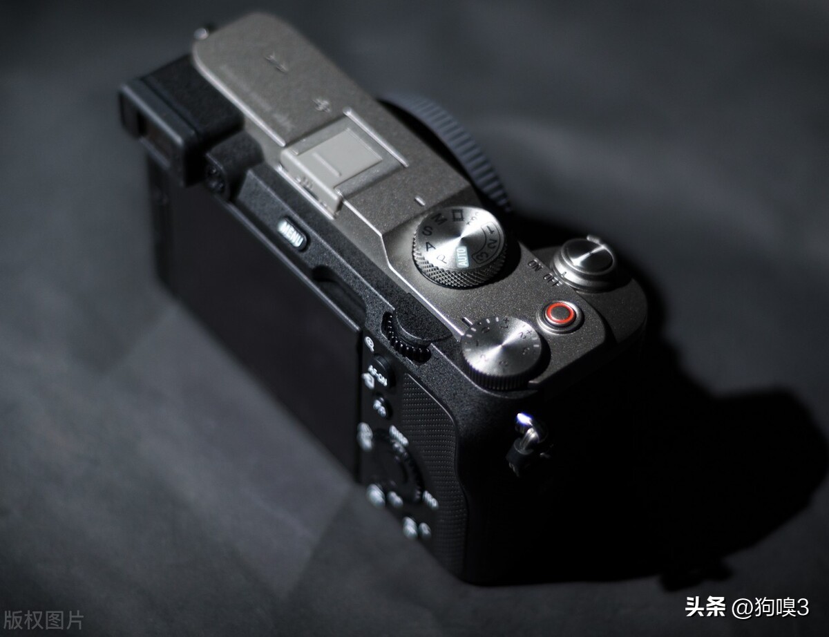 相机各画幅有什么区别,单反相机和普通相机区别在哪