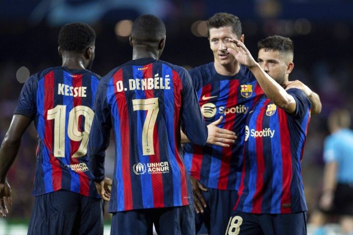 哈维回归巴萨欲重组锋线三叉戟,哈维回归巴萨首战的几个积极变化