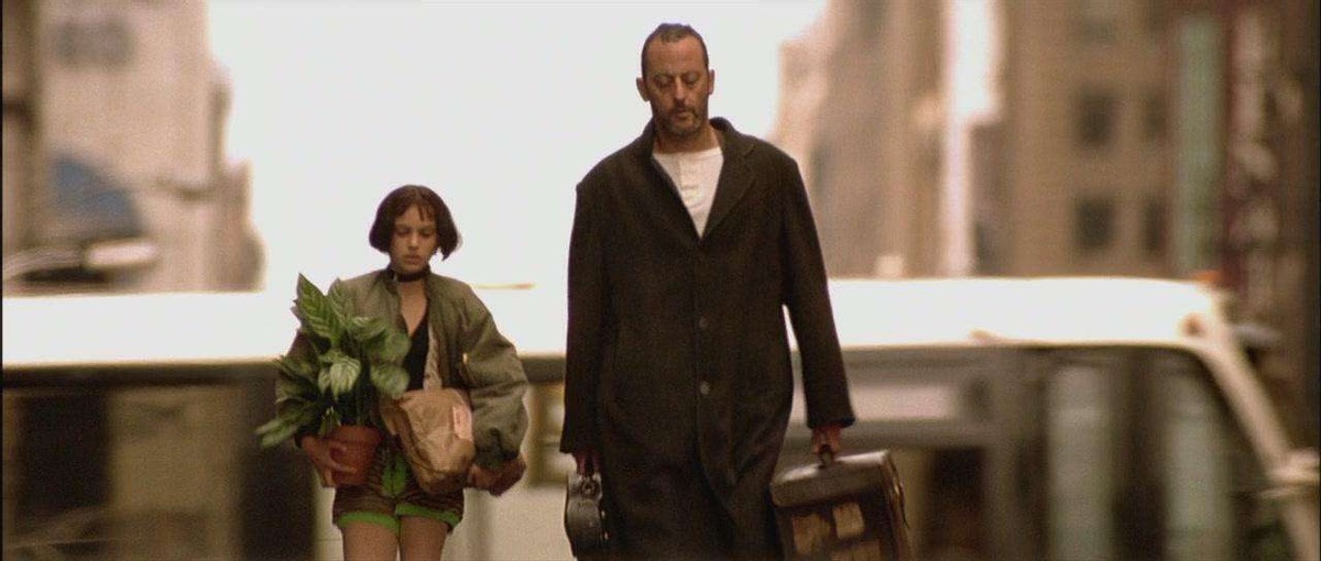 美国被监禁13年的少女,美国少女被继父囚禁19年