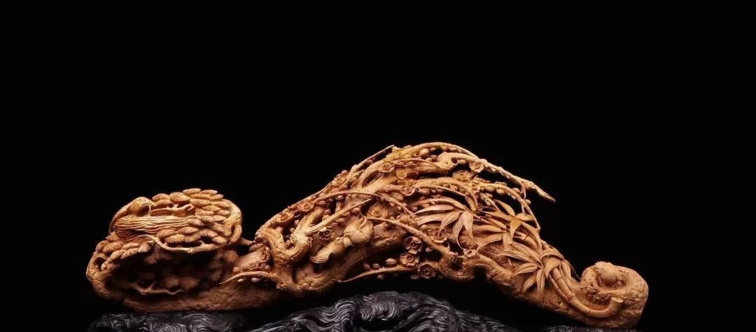 自然香气的红木家具,极品绿檀木雕