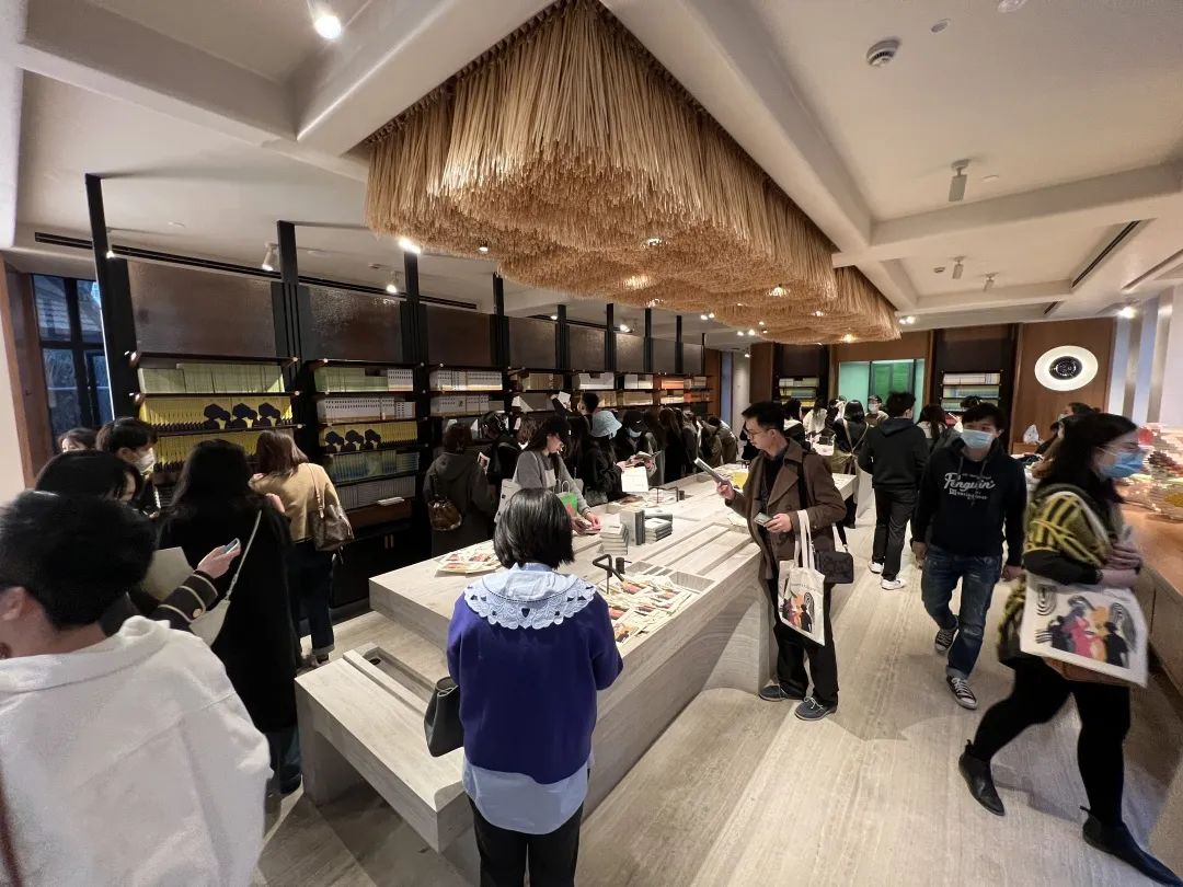 店铺的可能性：书写在城市空间的寓言