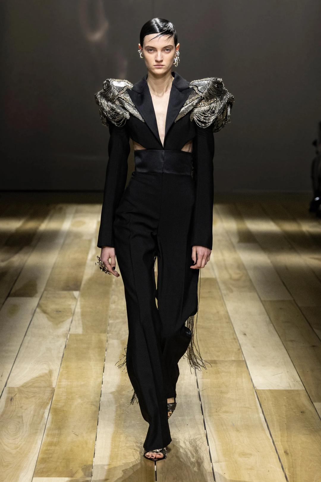 2023秋冬伦敦时装周收官,2022秋冬巴黎时装周什么时候开始