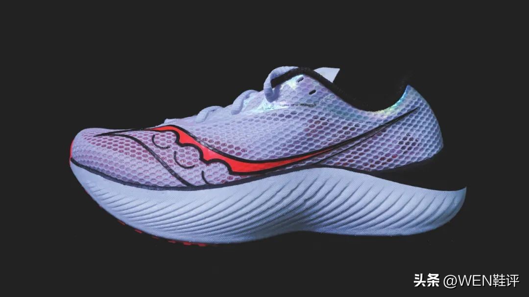 啡鹏3跑鞋测评,索康尼啡鹏3跑鞋评测