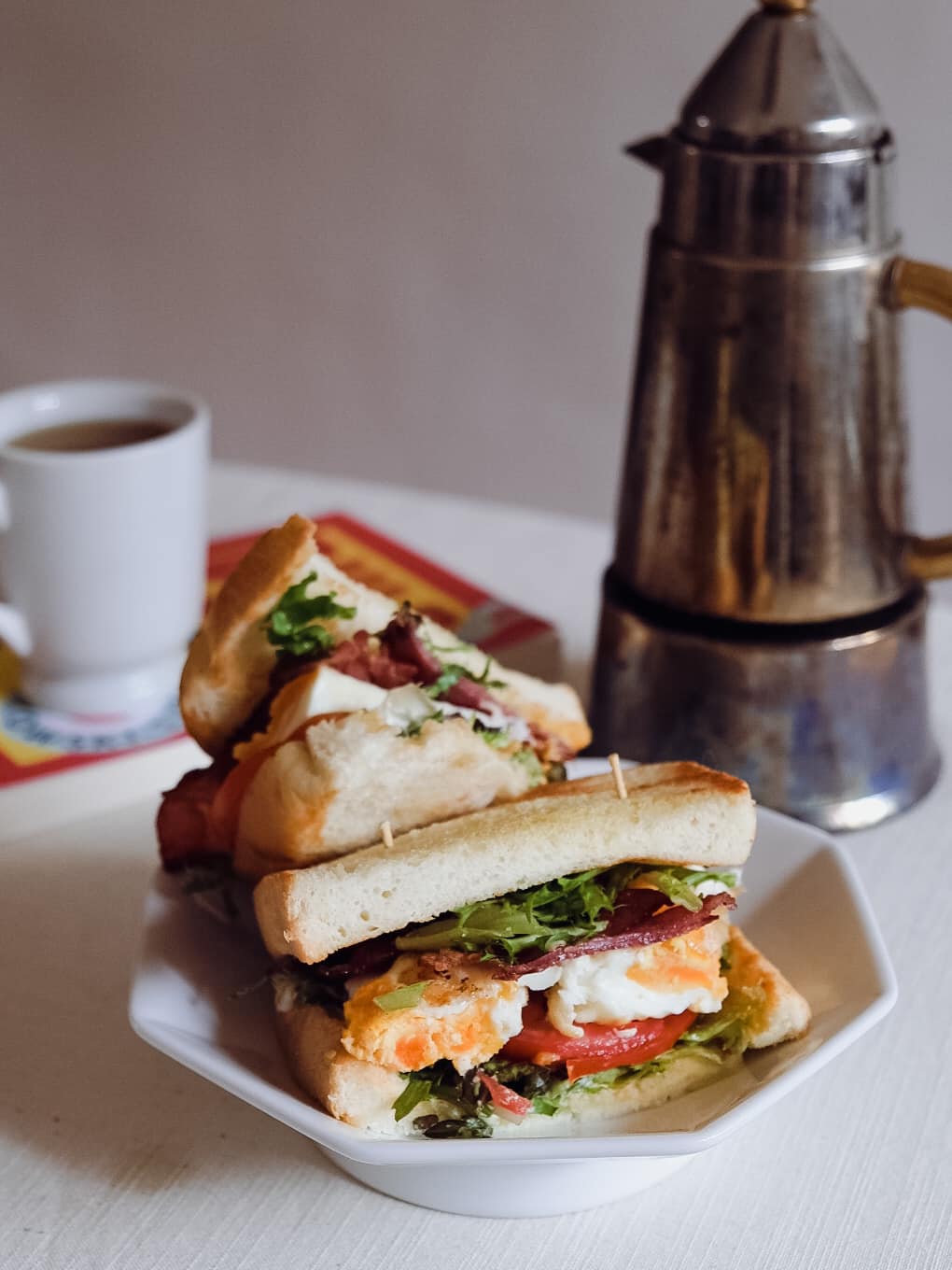 吐司新吃法早餐首选味道太赞了,用原味吐司就可以做的简单早餐