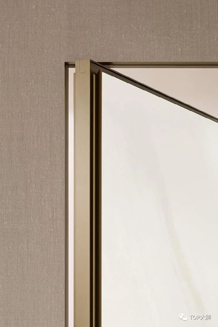 意大利轻奢顶级卧室门,意式轻奢风格隐形门