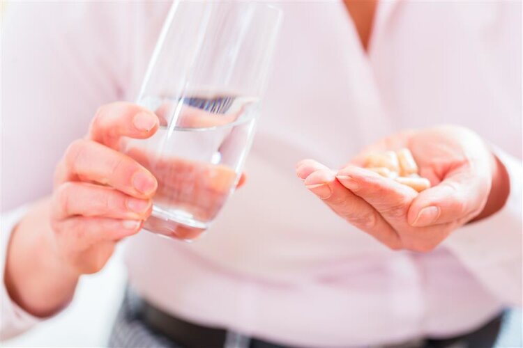 4周宝宝大便干似羊粪球怎么治疗,孕妇大便成羊粪球是怎么回事