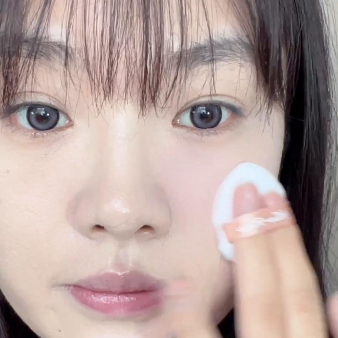 什么腮红可以当粉饼用,腮红也可以当眼影的平价腮红