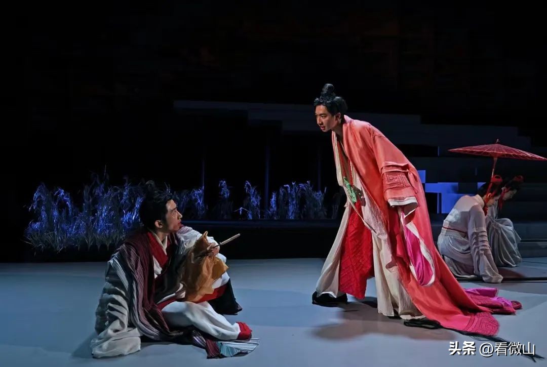 邀请剧目|《孔丘-当我们在谈论孔夫子的时候，我们在谈些什么？》#青年导演创作扶持计划##拉着拉杆箱来看戏#