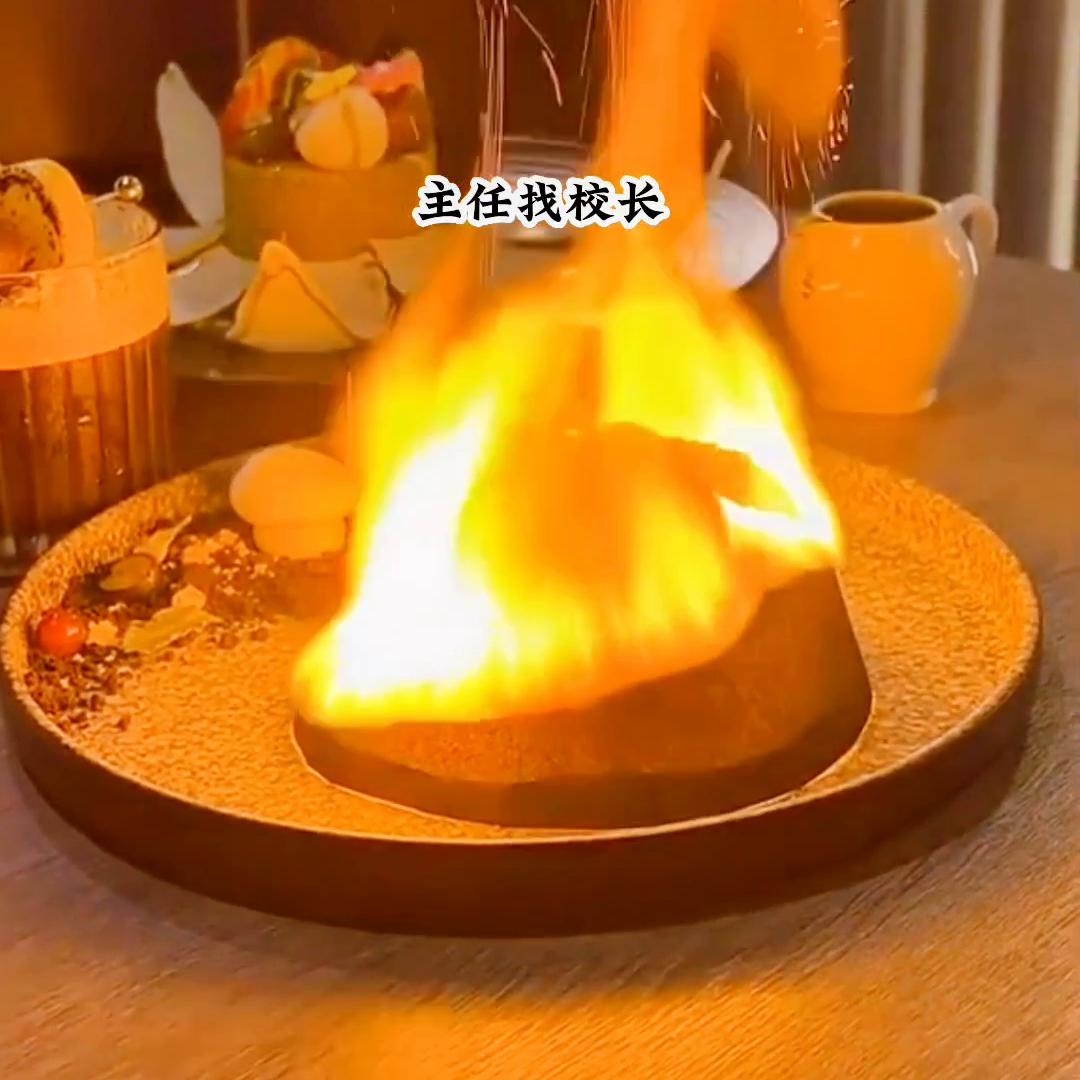 我穿成了po文女主她妈为了拯救她，我连夜让女主学了泰...