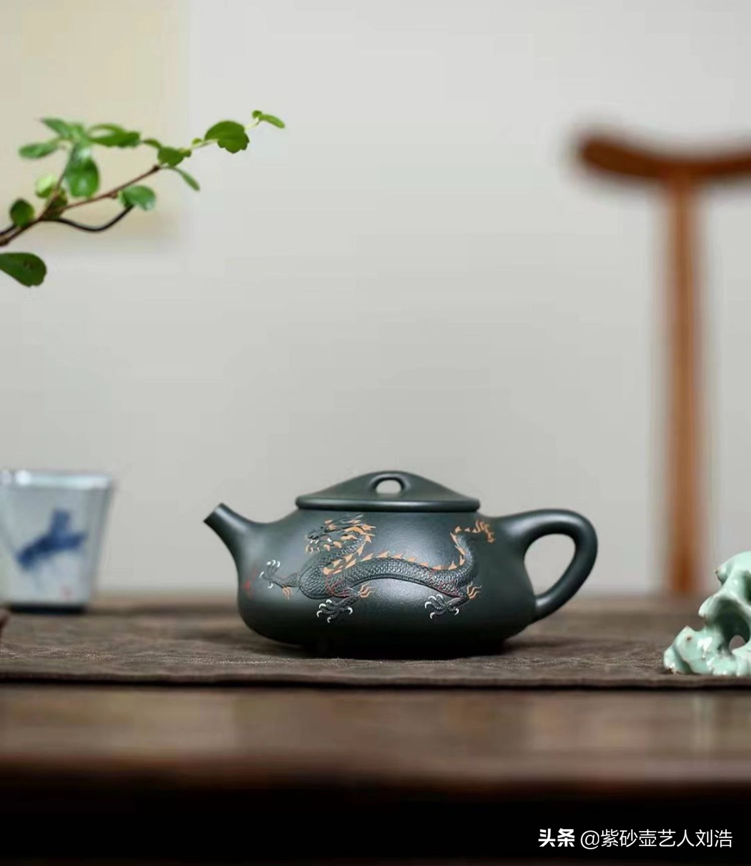 华凤祥紫砂壶目前市场价格如何,锤目纹仿古大红袍紫砂壶价格