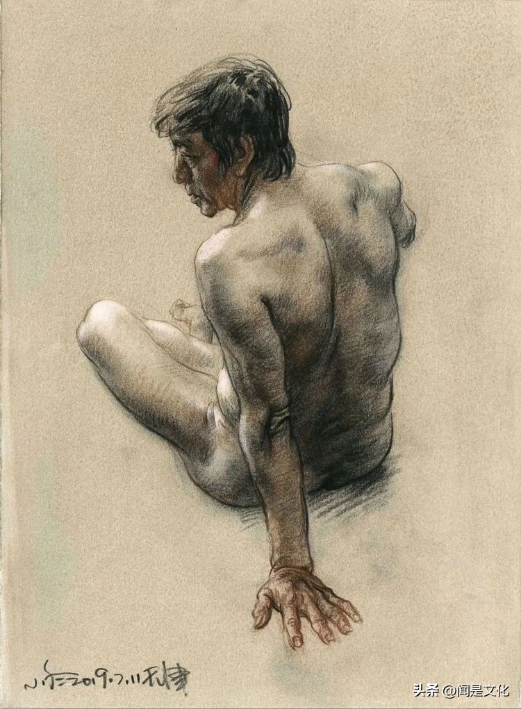 天津美院教授于小冬速写,于小冬美院速写图文