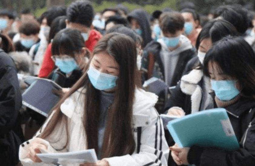 研究生当中学老师，期望值不要太高