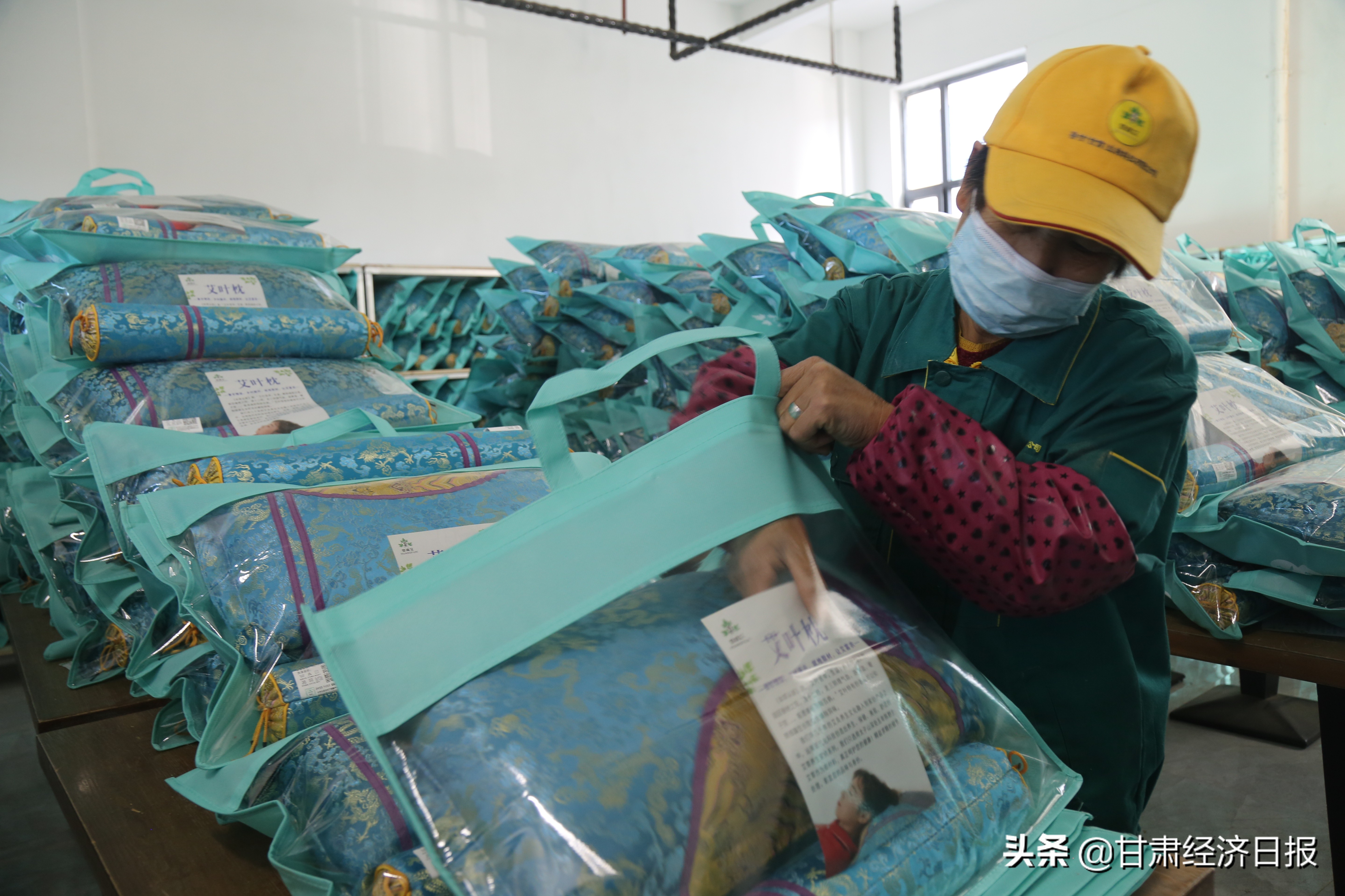 一株艾草的作用有多大,艾草一亩利润有多大