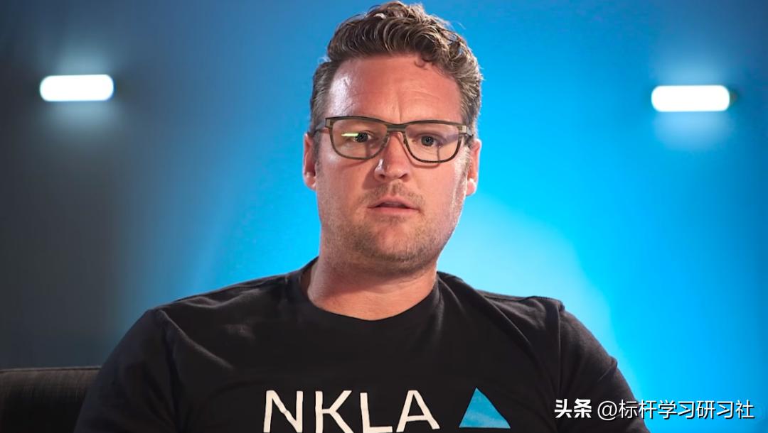 靠一辆玩具车，骗走300亿！扬言干掉马斯克的人，把自己送进监狱