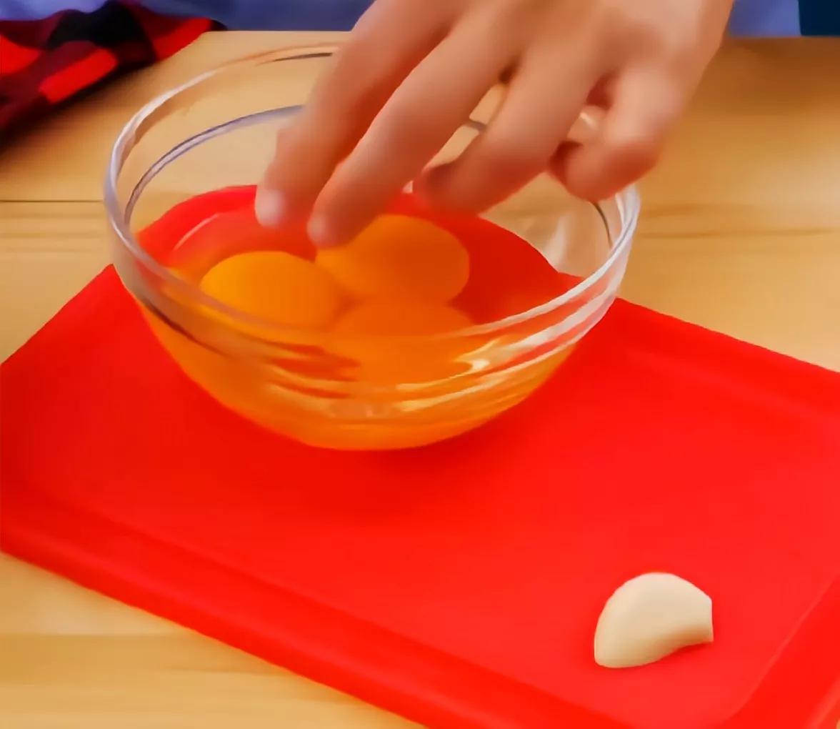 生活小妙招裤子视频,修裤子拉链妙招