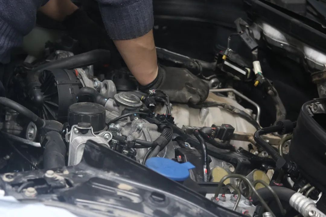 奔驰老款gls300翻新改造,奔驰glk300翻新全过程