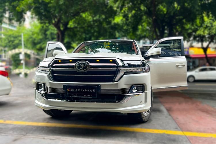 震撼感官！成都音悦汇汽车音响改装，重新定义您的酷路泽音效体验