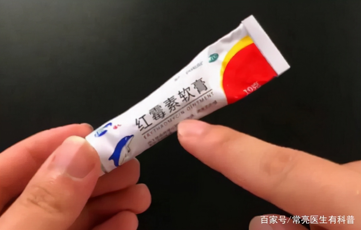 老人为什么脸上有老人斑,老年斑红霉素