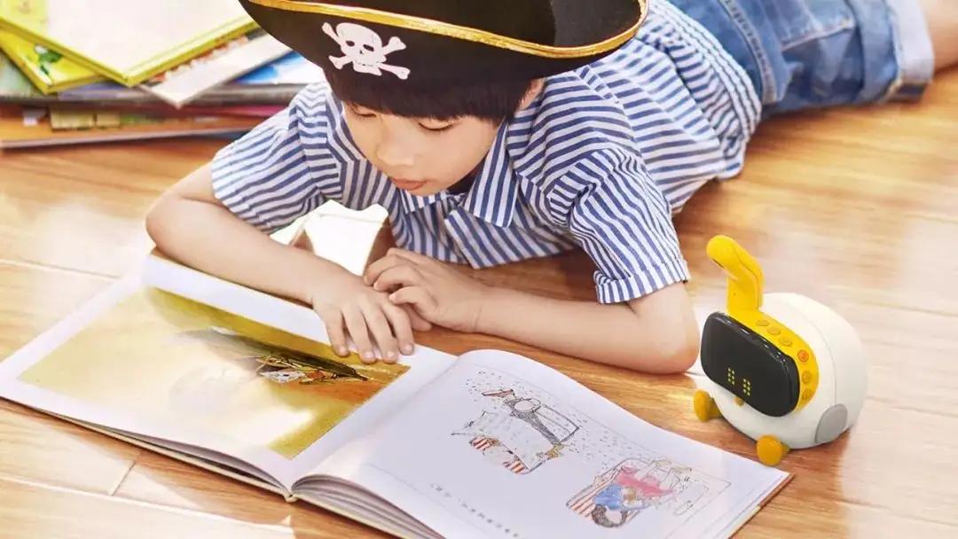 女儿告诉妈妈:“请你一定要看纸质书”，理由让人难以反驳