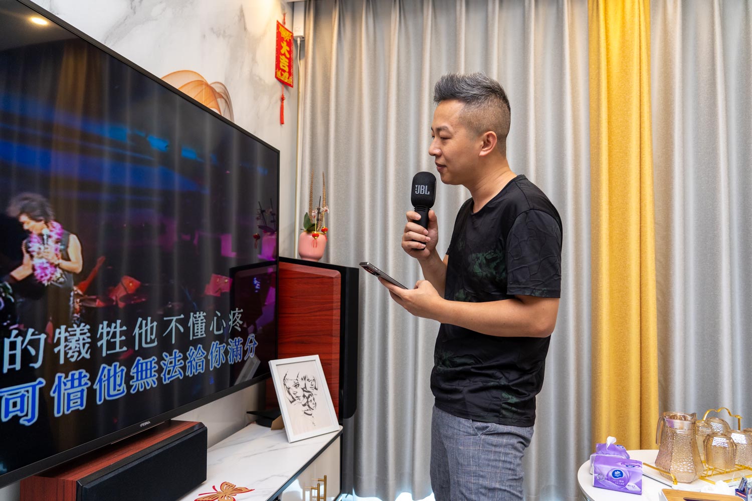 jbl最新k歌麦克风,jbl音响唱k麦克风