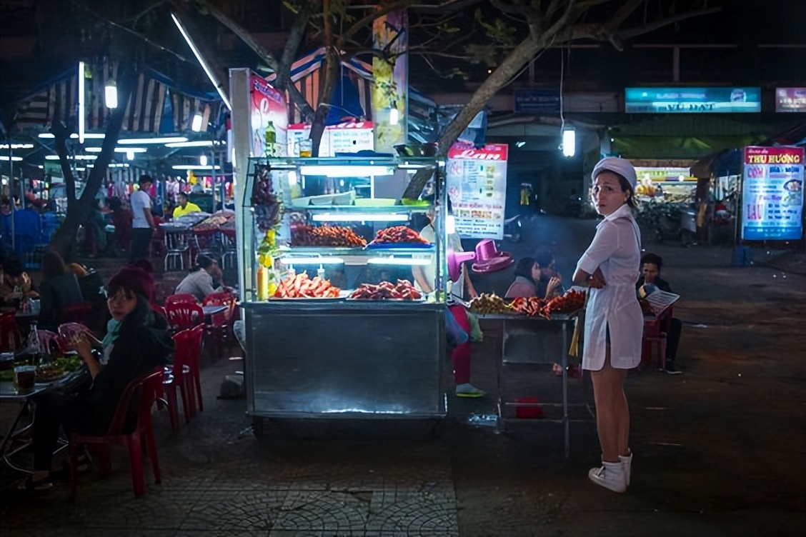 在泰国一千元人民币可以用多久,在泰国只要你有足够的钱